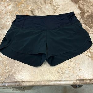 Lululemon Speed up lined black shorts size 2